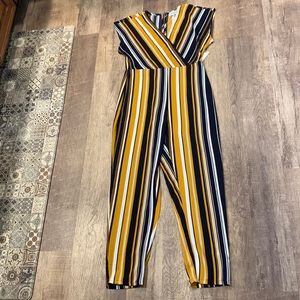 NWT Gold & navy jumpsuit. Juniors XL.
